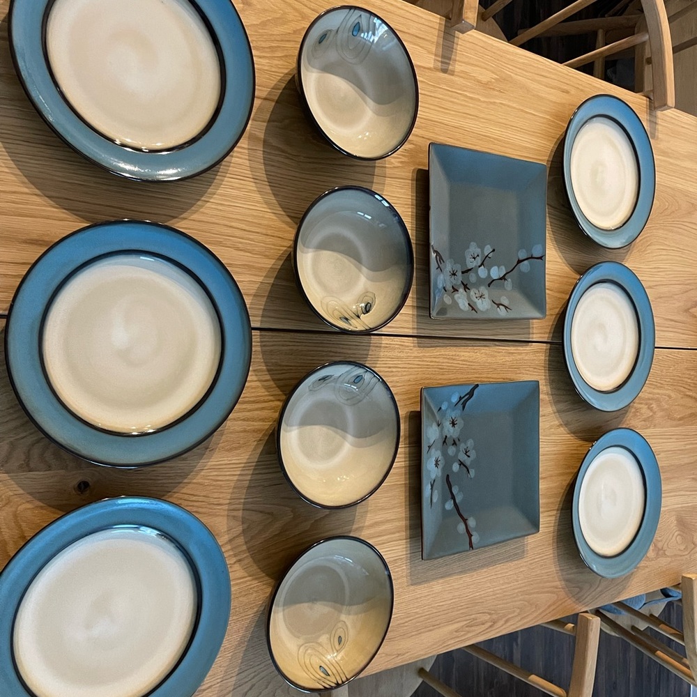 Pier 1 imports Dinnerware plates, bowls, server Teal Reactive Peacock & Tranquil